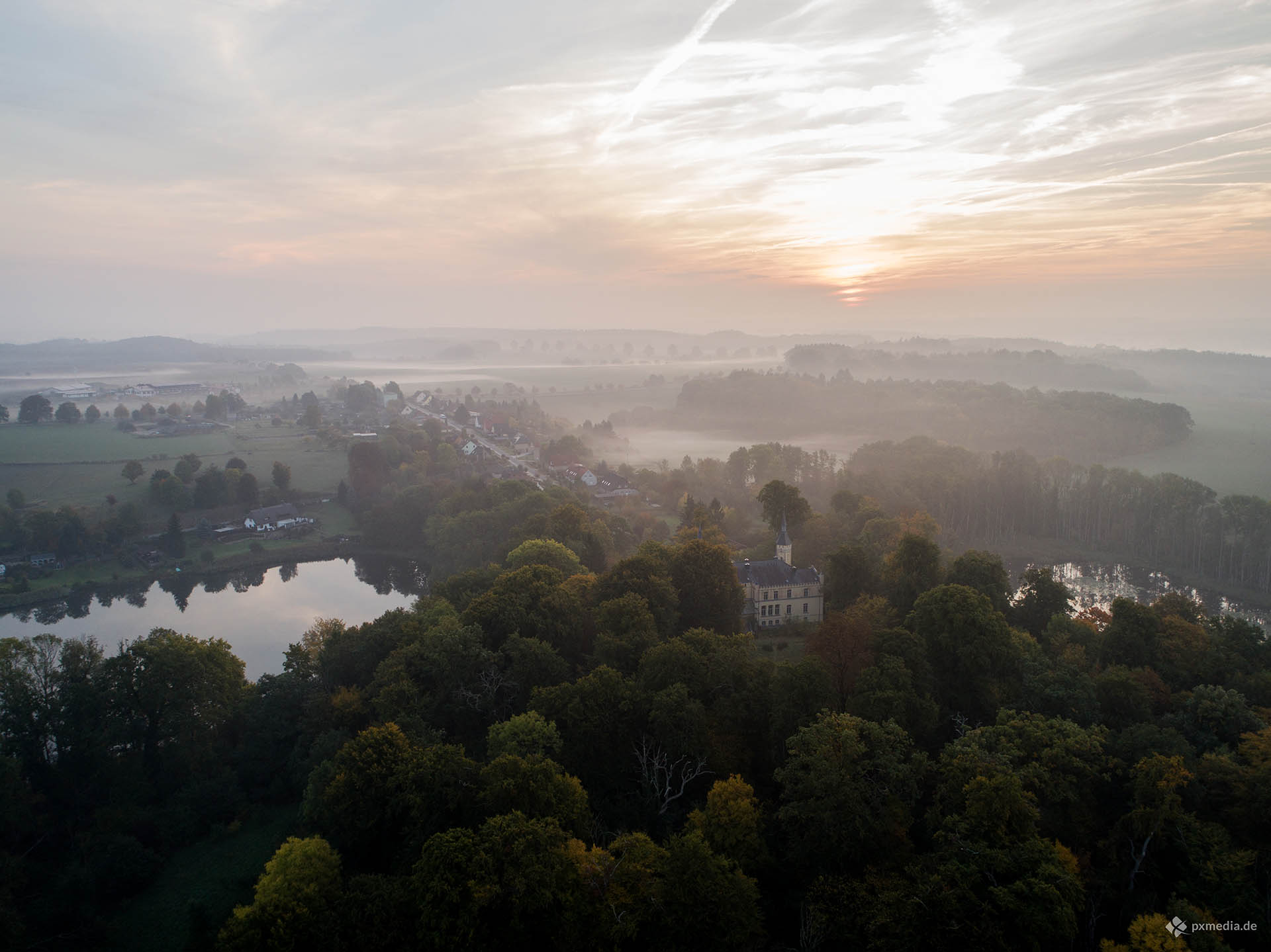 Verschiedenste Drohnen-Fotos in Schwerin — Fotografie